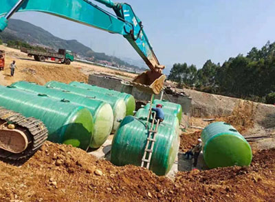 玻璃鋼化糞池施工現場